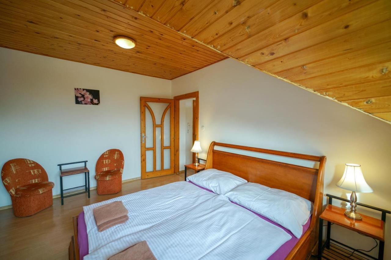 Penzion Fantazia Poprad - Self Check-In Экстерьер фото